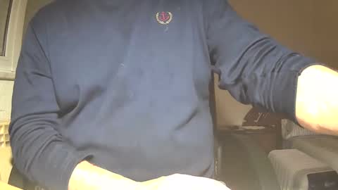 astelover online show from December 19, 8:55 pm