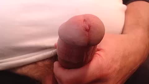 Snapshot of ateuout chatting on October 17, 7:45 am ateuout online show from October 17, 7:45 am