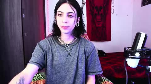 athenauwu online show from February 12, 5:46 am