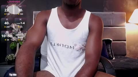 Snapshot of athleticbig_cock chatting on October 24, 2:24 am ATHLETIC COCK online show from October 24, 2:24 am