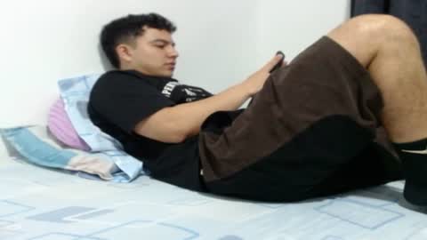 Snapshot of athleticboy2026 chatting on October 10, 2:27 am Robin online show from October 10, 2:27 am