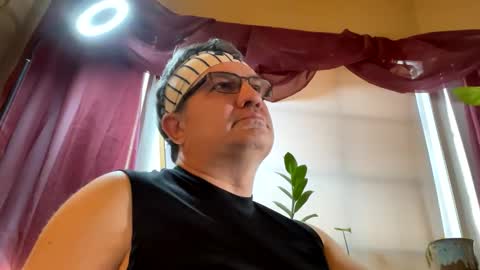 atozzzz online show from November 15, 5:48 pm