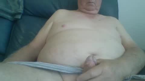 Snapshot of aussie1955 chatting on December 5, 7:51 pm aussie1955 online show from December 5, 7:51 pm