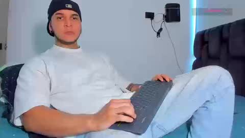 A online show from March 13, 10:27 pm