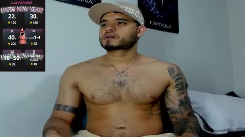 AustinTorres  online show from February 20, 2:40 am