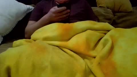 Snapshot of averagecock696969 chatting on February 18, 4:15 am averagecock696969 online show from February 18, 4:15 am