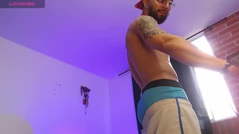 Independiente Model online show from January 16, 8:33 pm