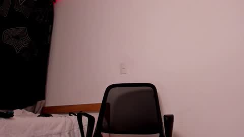 axel davis  online show from October 30, 4:58 am