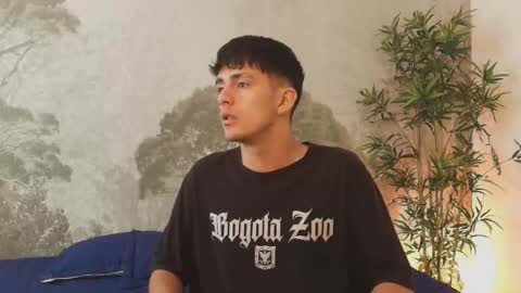 axel_draven online show from January 8, 11:15 am