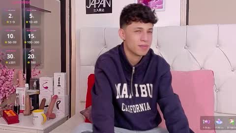 Axel Evanss online show from November 29, 1:13 pm