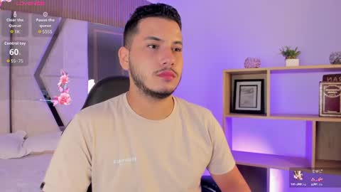axel_grey_ online show from June 30, 12:39 pm