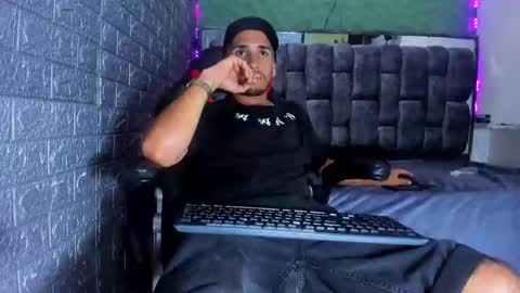 Axell Cross2 online show from October 20, 6:34 pm