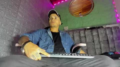 Axell Cross2 online show from February 4, 1:44 am