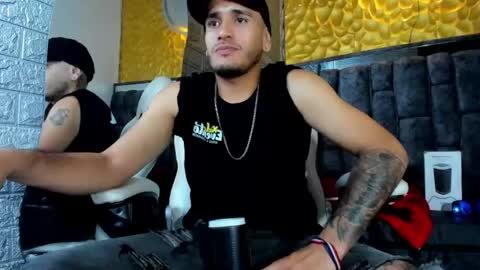 Axell Cross2 online show from March 6, 11:53 pm