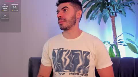 Axel Thompsom online show from December 22, 11:29 am