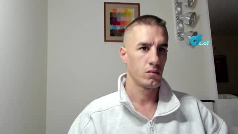 Axl online show from November 11, 12:59 am