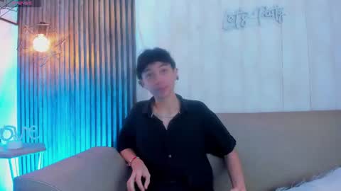 A X X X EL online show from July 17, 4:35 pm