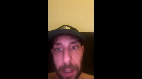 Snapshot of ayeeemmc chatting on October 29, 8:01 pm Ayeeemmmc online show from October 29, 8:01 pm