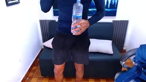 Aylen  online show from March 5, 5:29 pm