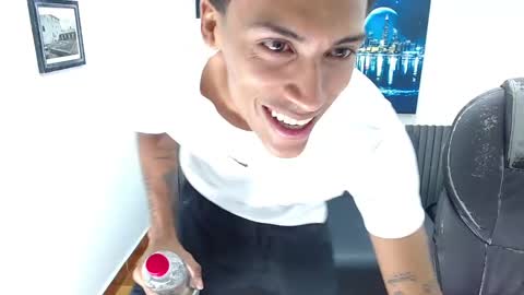 Aylen  online show from March 2, 10:56 pm