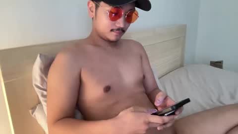 azngoogoo online show from December 31, 6:35 pm