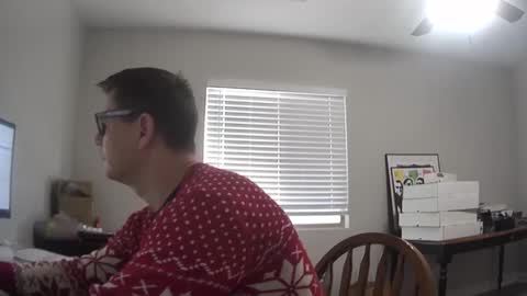 azsurfer39 online show from December 24, 4:40 pm