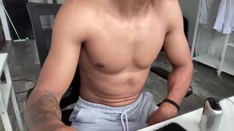 Snapshot of babydaddiii808 chatting on January 9, 8:44 pm DADDY online show from January 9, 8:44 pm