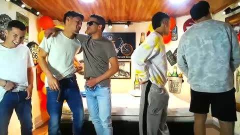 Snapshot of backyardigans chatting on February 14, 6:40 pm backyardigans online show from February 14, 6:40 pm