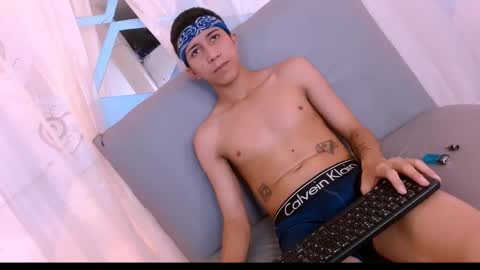 bad_guyssex online show from December 15, 1:46 am