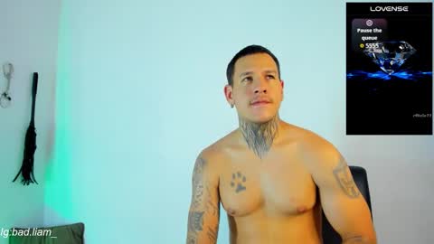 Liam online show from November 13, 8:35 pm