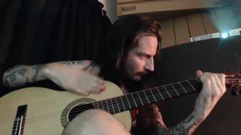 Bailey online show from December 10, 2:02 am