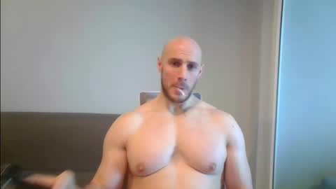 Snapshot of baldyboyy chatting on January 19, 3:18 am baldyboyy online show from January 19, 3:18 am