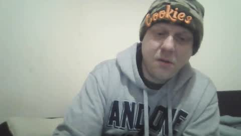 Snapshot of ballzrockwell chatting on March 8, 2:38 pm ballzrockwell online show from March 8, 2:38 pm