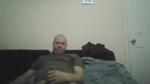 Snapshot of ballzrockwell chatting on December 8, 7:37 am ballzrockwell online show from December 8, 7:37 am