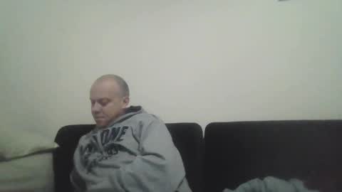 Snapshot of ballzrockwell chatting on December 26, 1:07 am ballzrockwell online show from December 26, 1:07 am