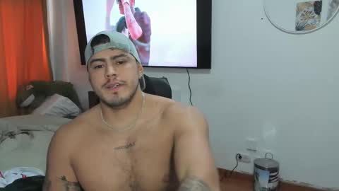 Snapshot of baltazardupont chatting on September 13, 12:39 pm Andres -  online show from September 13, 12:39 pm