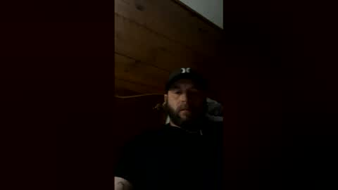 bananna2005 online show from May 9, 9:32 am