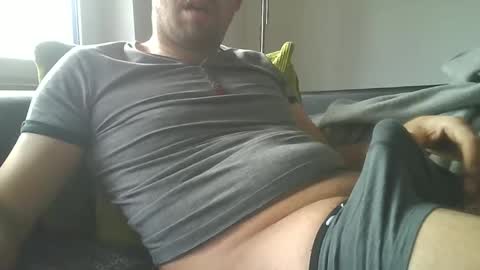 Snapshot of bangboom88 chatting on January 19, 11:56 am Mark online show from January 19, 11:56 am