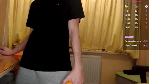       online show from December 18, 7:54 pm