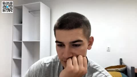 Eric online show from November 25, 8:22 pm