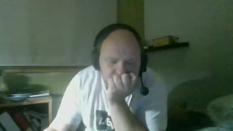 Snapshot of bart_poland chatting on October 24, 11:17 pm bart_poland online show from October 24, 11:17 pm