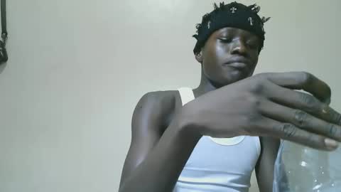 Snapshot of bashwebster chatting on October 8, 12:04 am bashwebster online show from October 8, 12:04 am