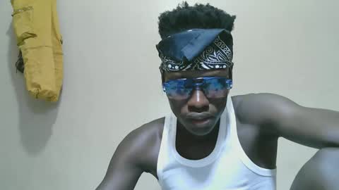 Snapshot of bashwebster chatting on October 14, 7:32 pm bashwebster online show from October 14, 7:32 pm