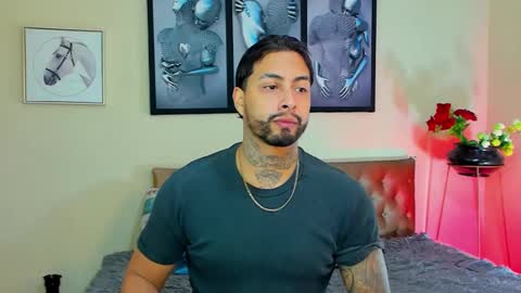 bastian_jones1 online show from February 12, 3:07 am