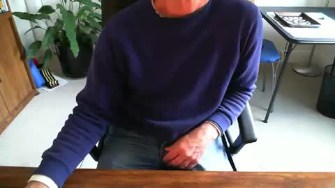 BateBro13 online show from February 9, 9:06 pm