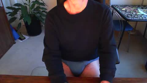 BateBro13 online show from December 28, 4:20 pm