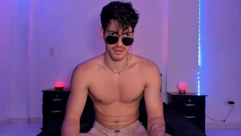 Valentino online show from January 5, 9:03 pm