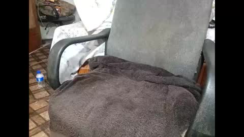 bbc_joyboi online show from April 15, 12:05 pm