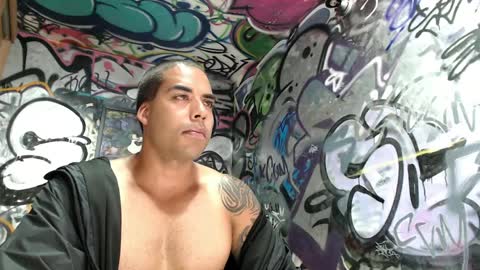 Justin online show from April 11, 6:22 pm