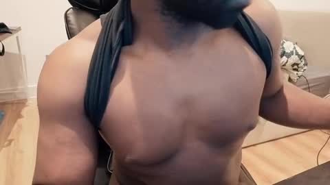 bbcthomas123112 online show from March 12, 6:48 pm